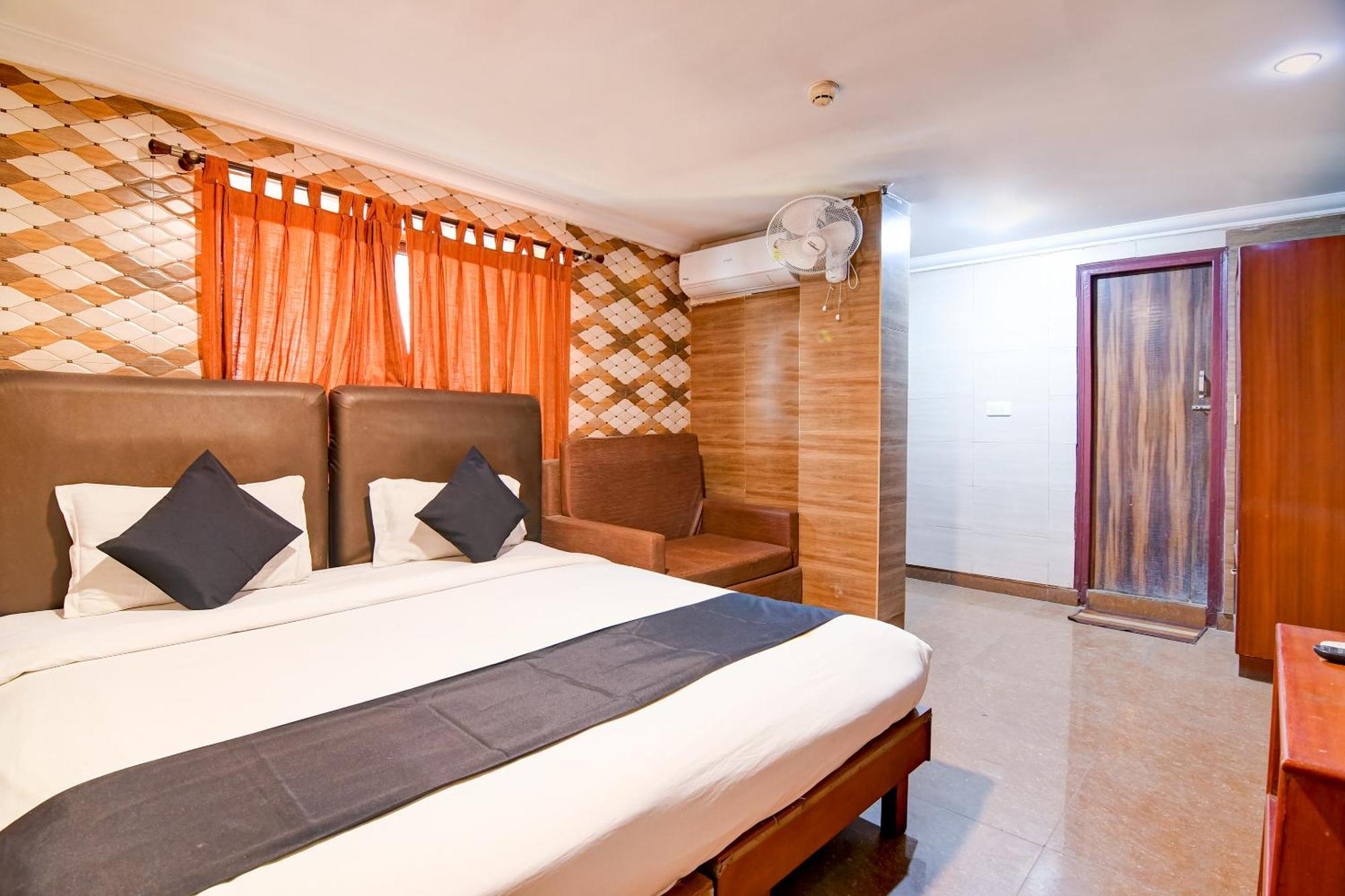 Brill Raj Palace Near City Centre 2 Калькутта Экстерьер фото